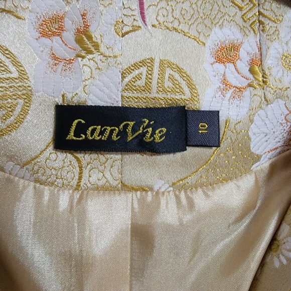 Vintage LanVie Elegant Embroidered Floral Blazer - Picture 2 of 5
